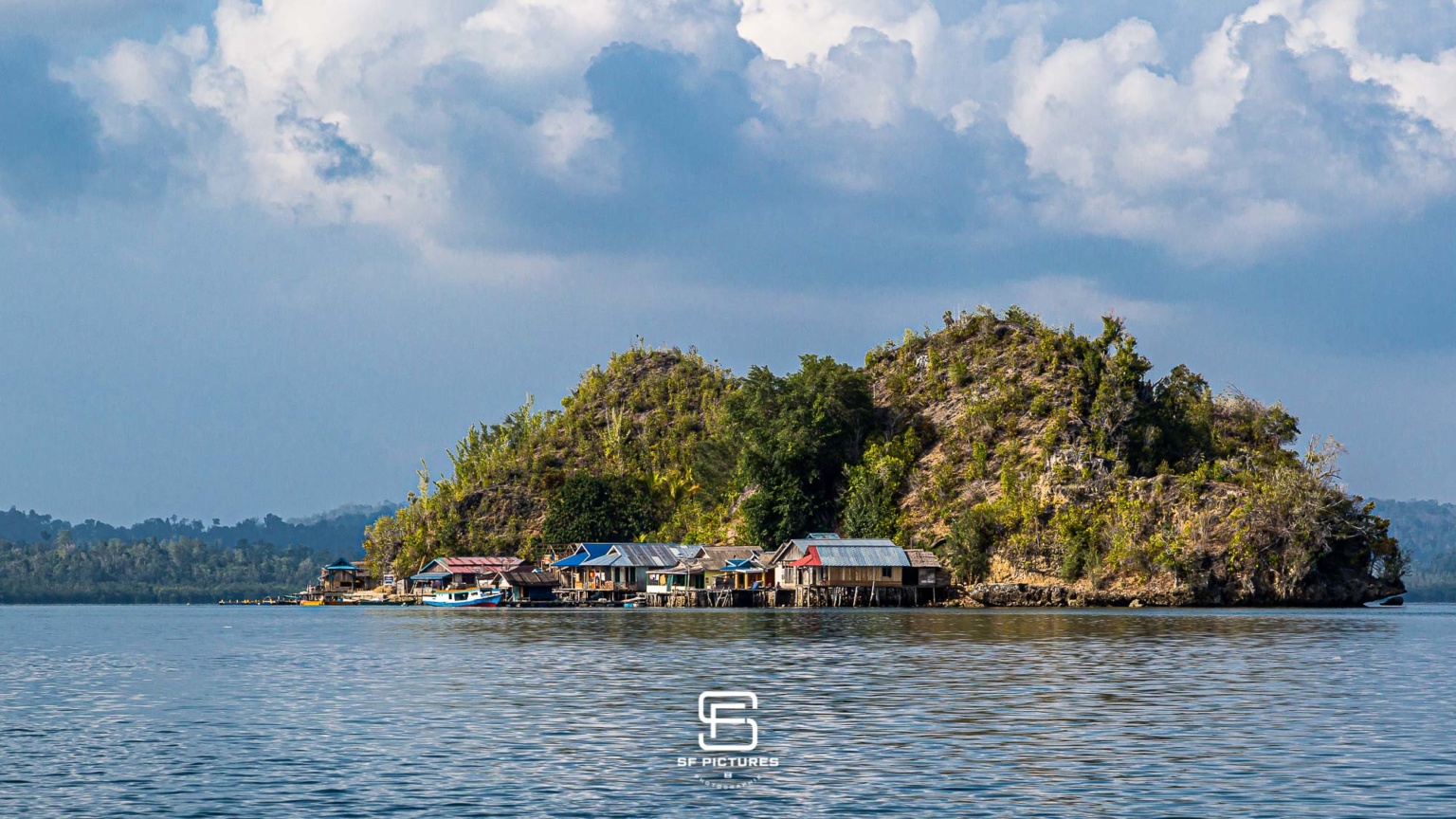 Village Bajau, Iles Togian, Sulawesi, Indonésie